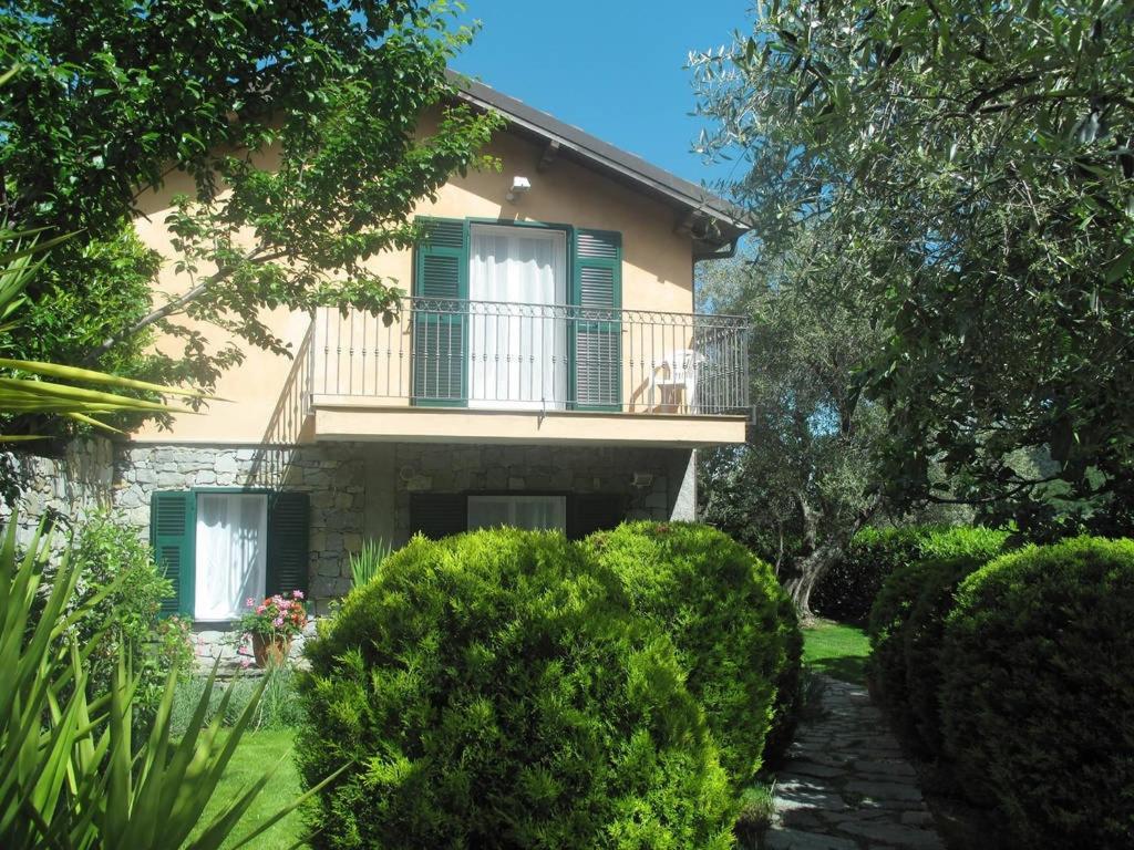 Casa Sylviane Villa Pietrabruna Kültér fotó